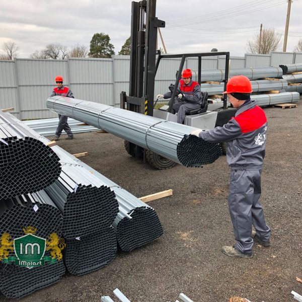 proizvoditel-tovarov-dlya-dachi-i-sada-2b